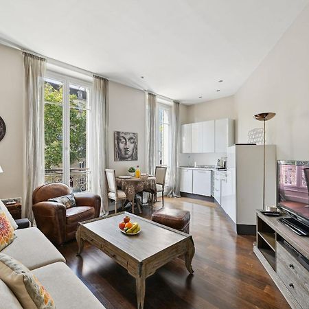 Champs-Elysees & Arc De Triomphe - Cityapartmentstay باريس المظهر الخارجي الصورة